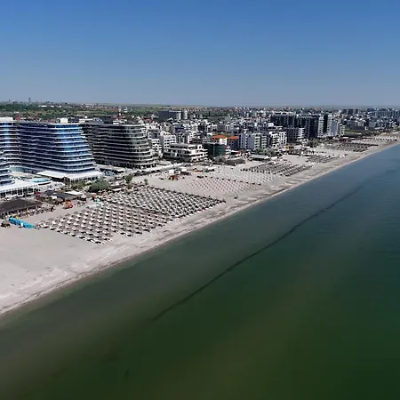 Bosko Promenada * Năvodari