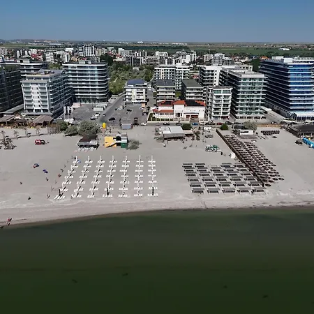 Bosko Promenada شقة Năvodari
